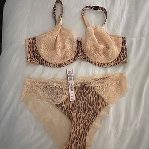 Victoria’s Secret Dream Angels Bra & Panty Set 38DD & Large NWT